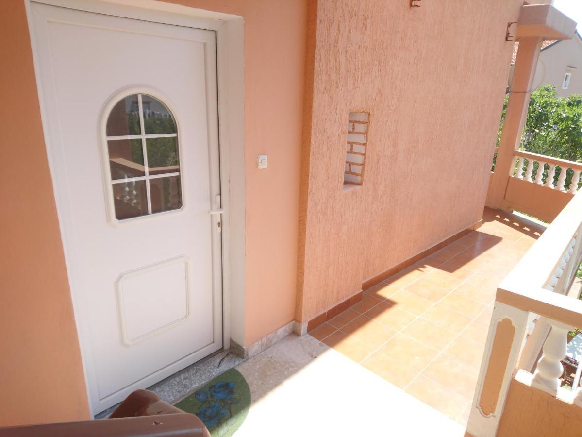 Apartments Sandra Lopar Exterior foto