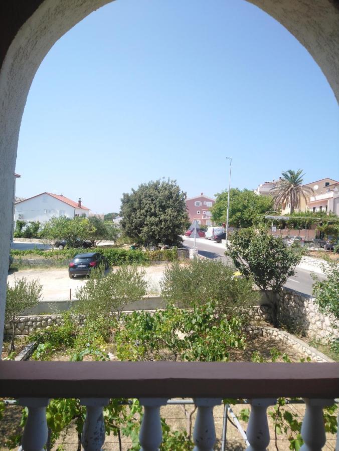 Apartments Sandra Lopar Exterior foto